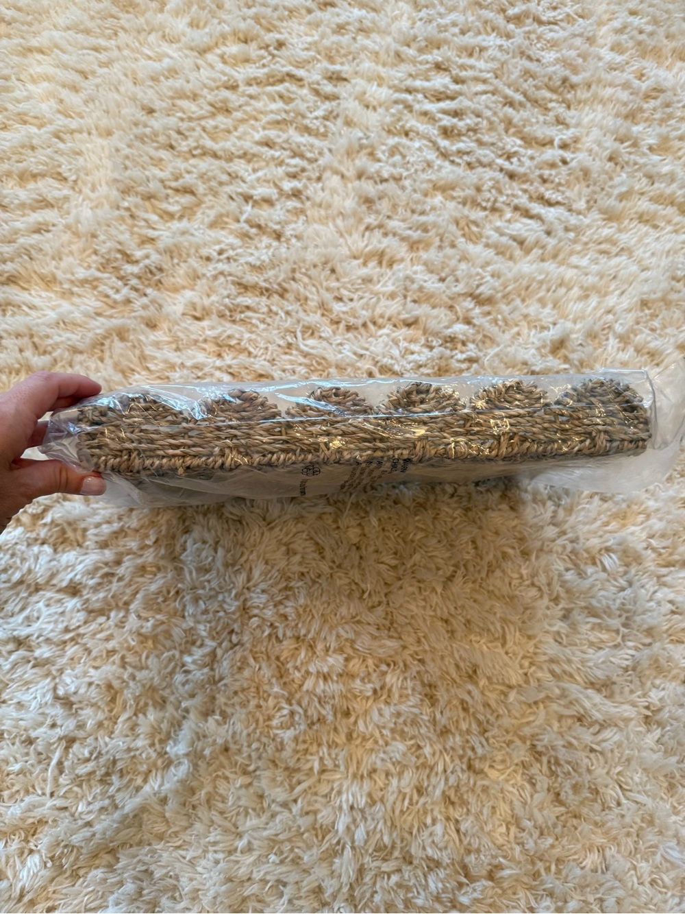 NWT Savvy & Sorted Scalloped Wicker Tray - Picture 8 of 8